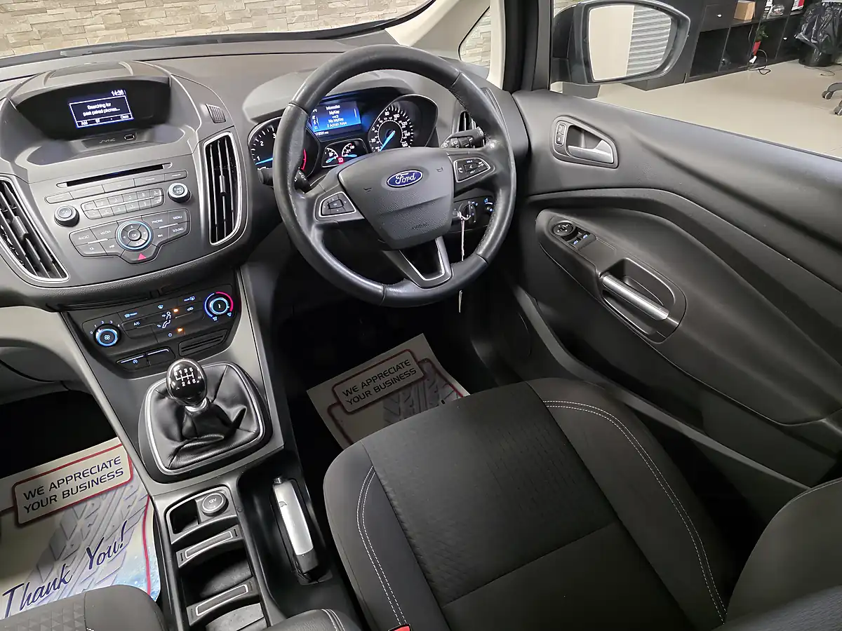 Used 2015 Ford C-Max Zetec Grey - Interior and Exterior details 8