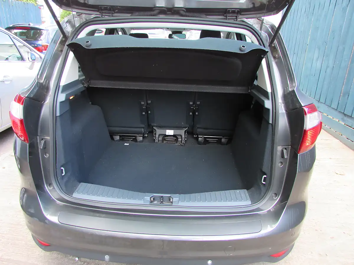 Used 2015 Ford C-Max Zetec Gunmetal Grey Metallic - Interior and Exterior details 10
