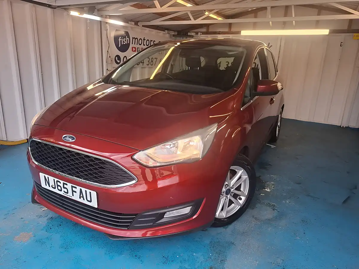 Used 2015 Ford C-Max Zetec Red - Front View