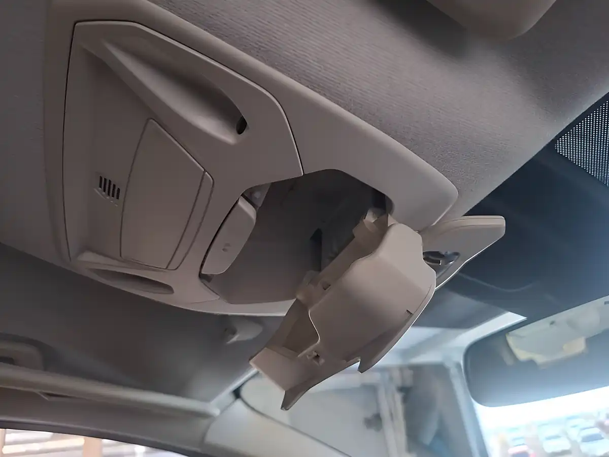 Used 2015 Ford C-Max Zetec Red - Interior and Exterior details 18