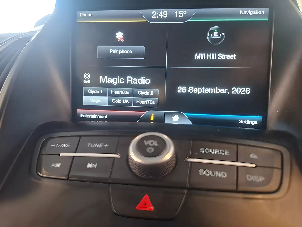 Used 2015 Ford C-Max Zetec Red - Interior and Exterior details 7