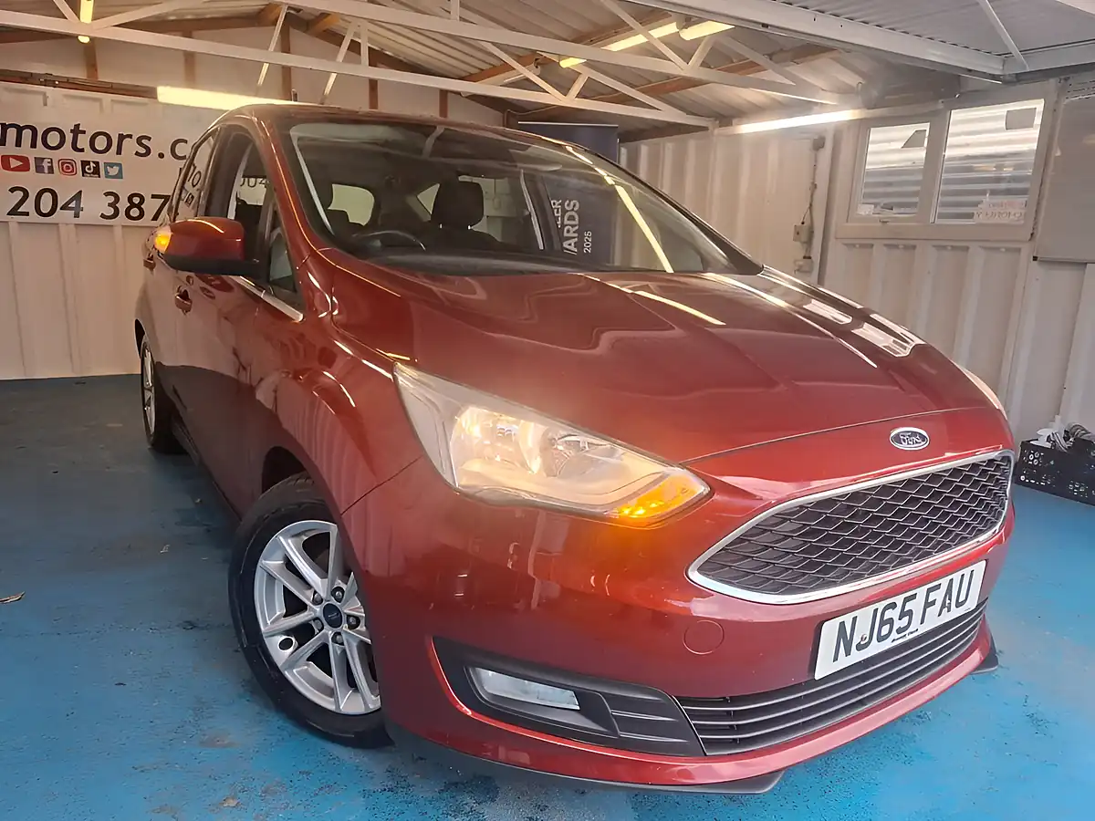 Used 2015 Ford C-Max Zetec Red - Interior and Exterior details 9