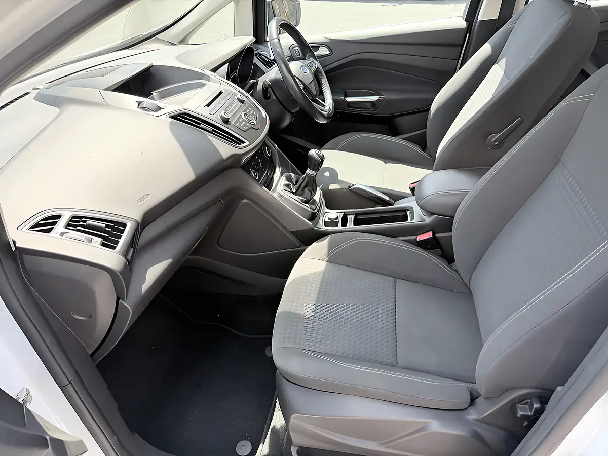 Used 2015 Ford C-Max Zetec White - Interior and Exterior details 13
