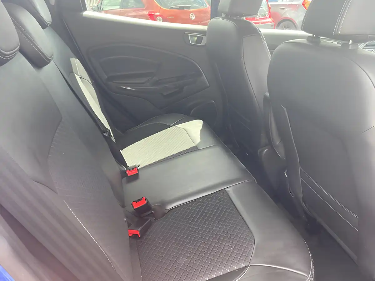Used 2015 Ford Ecosport Titanium Blue - Interior and Exterior details 13