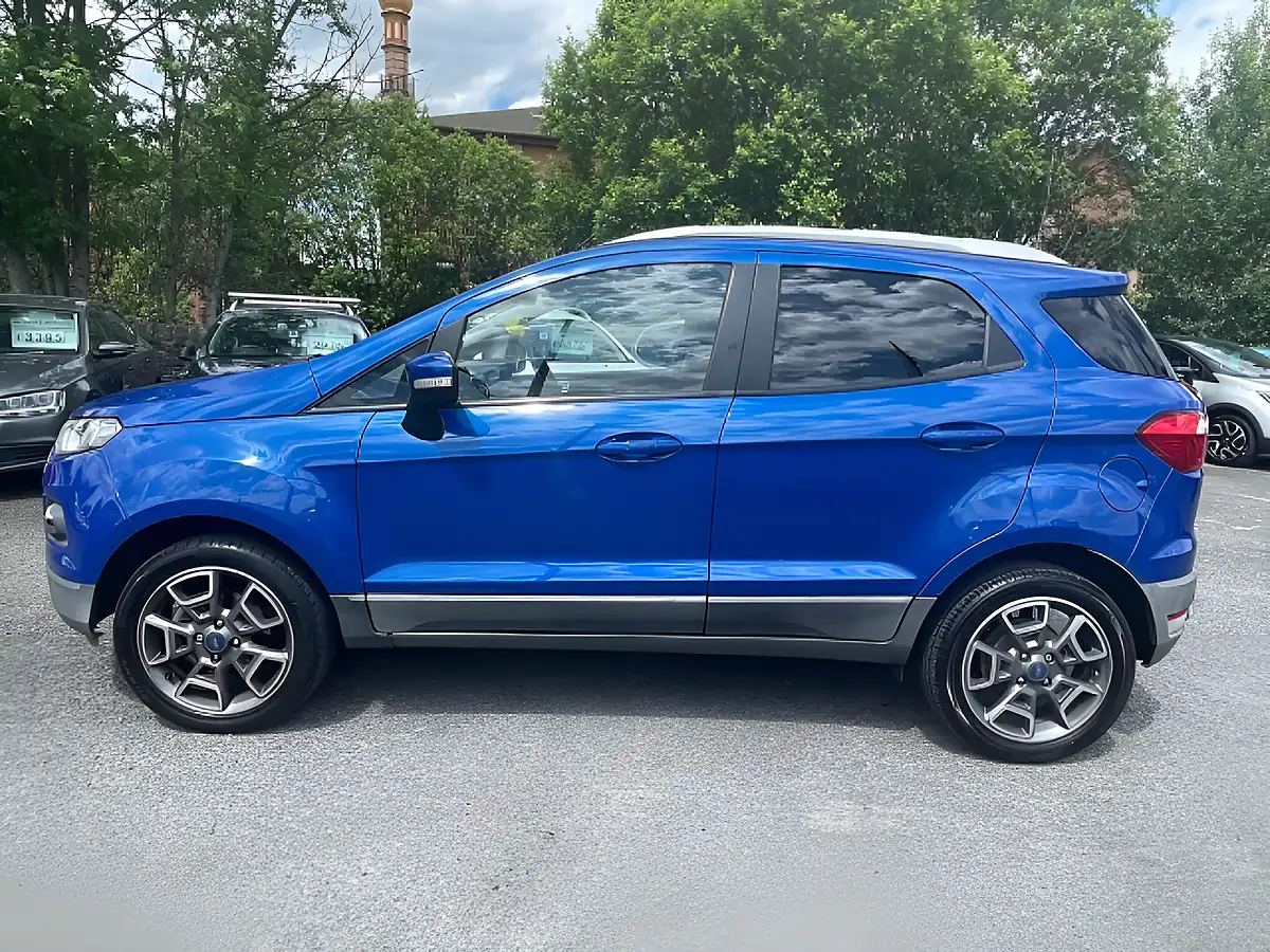 Used 2015 Ford Ecosport Titanium Blue - Interior and Exterior details 5