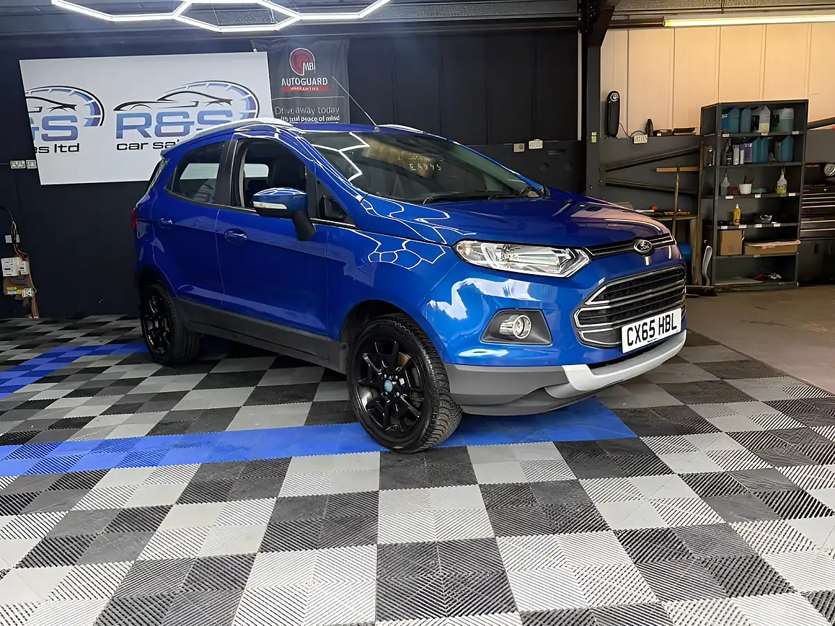 Used 2015 Ford Ecosport Titanium Blue - Front View