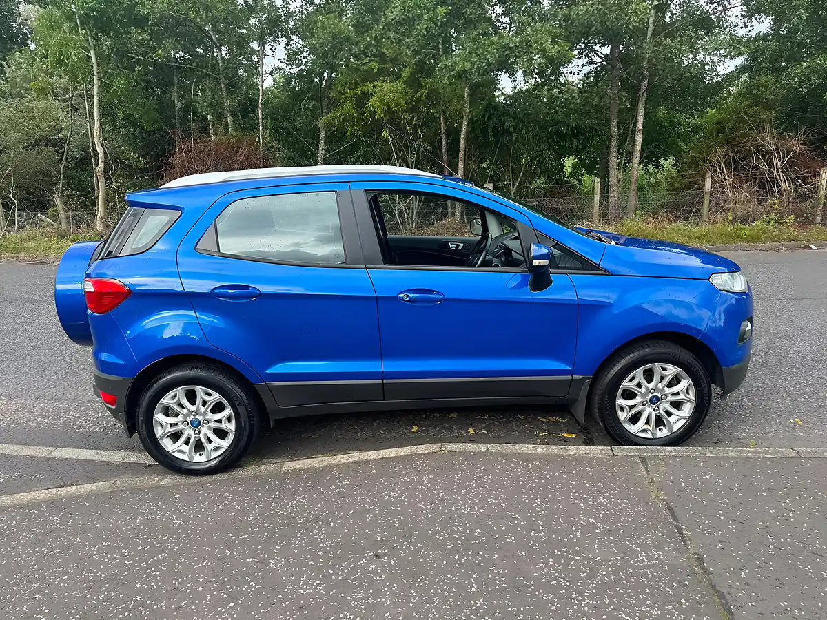 Used 2015 Ford Ecosport Titanium Blue - Interior and Exterior details 4
