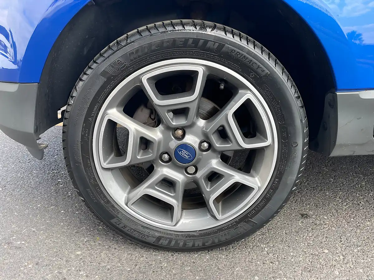Used 2015 Ford Ecosport Titanium Blue - Interior and Exterior details 12