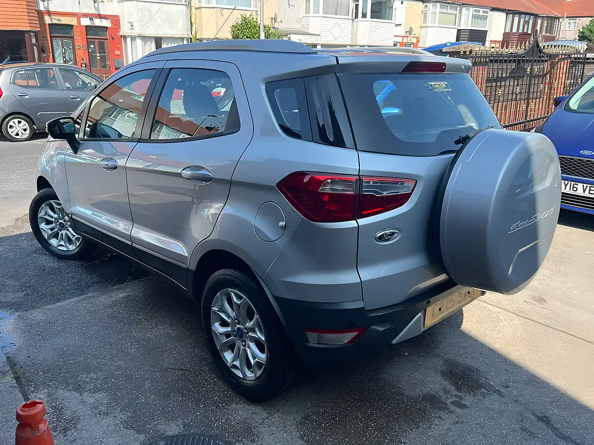 Used 2015 Ford Ecosport Titanium Platinum Silver - Interior and Exterior details 3
