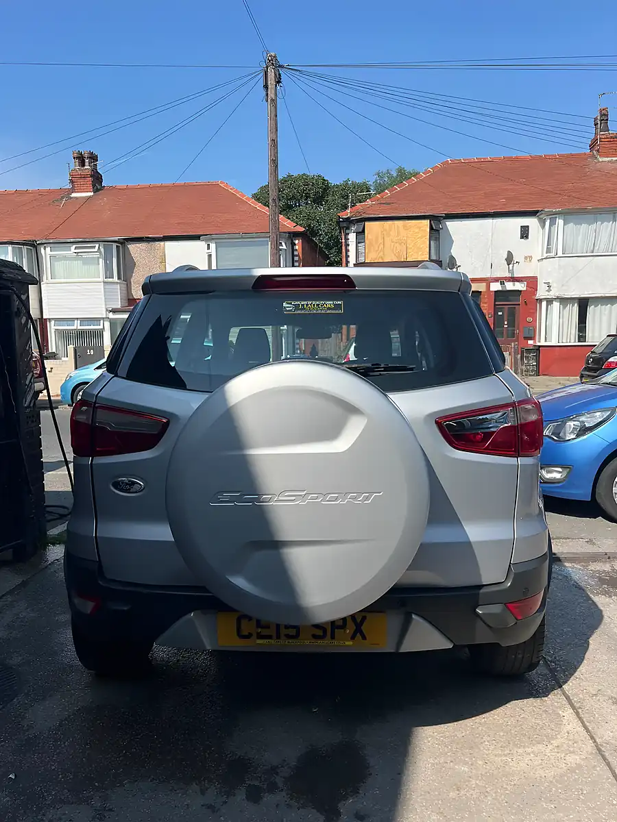 Used 2015 Ford Ecosport Titanium Platinum Silver - Interior and Exterior details 9