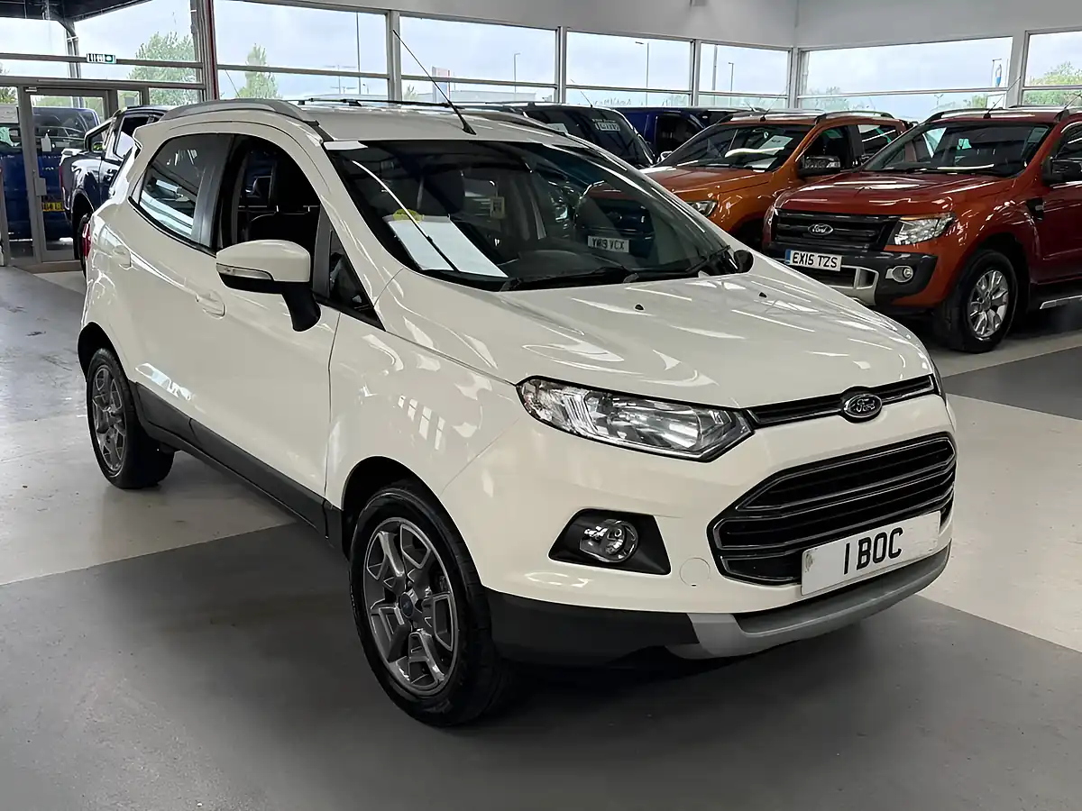 Used 2015 Ford Ecosport Titanium White - Front View