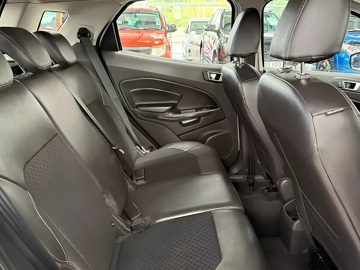Used 2015 Ford Ecosport Titanium White - Interior and Exterior details 12