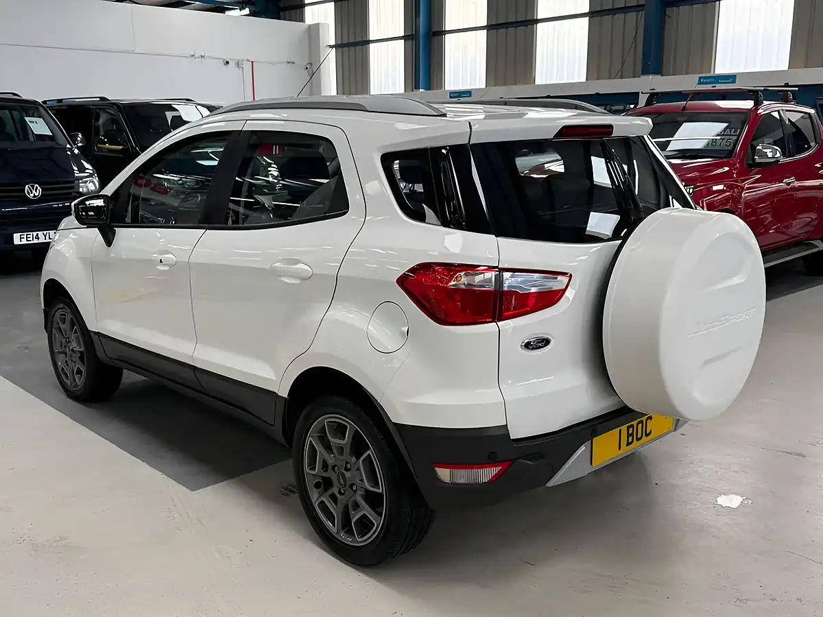 Used 2015 Ford Ecosport Titanium White - Interior and Exterior details 4