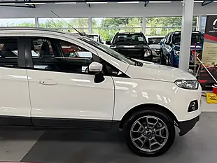 Used 2015 Ford Ecosport Titanium White - Interior and Exterior details 8