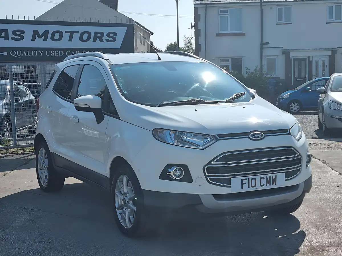 Used 2015 Ford Ecosport Titanium White - Front View