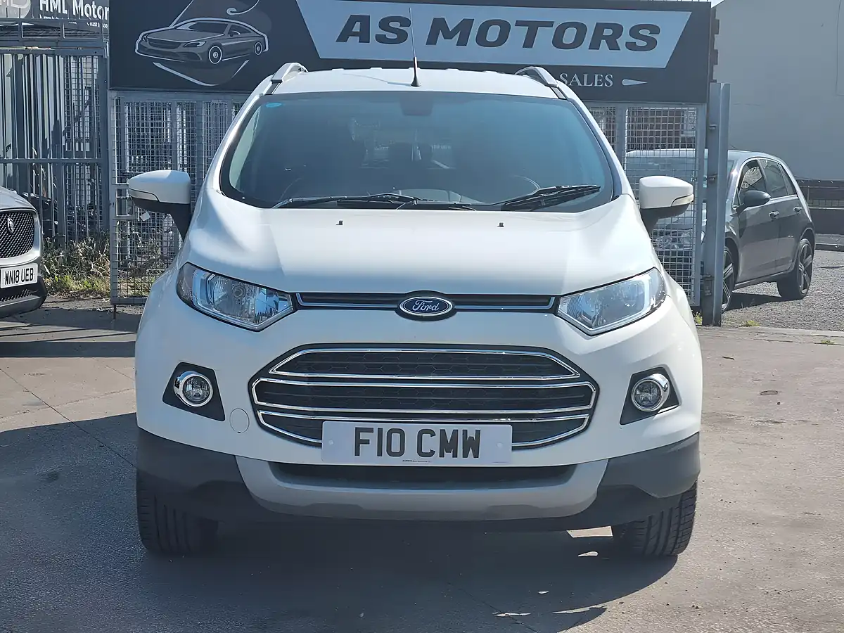 Used 2015 Ford Ecosport Titanium White - Interior and Exterior details 2