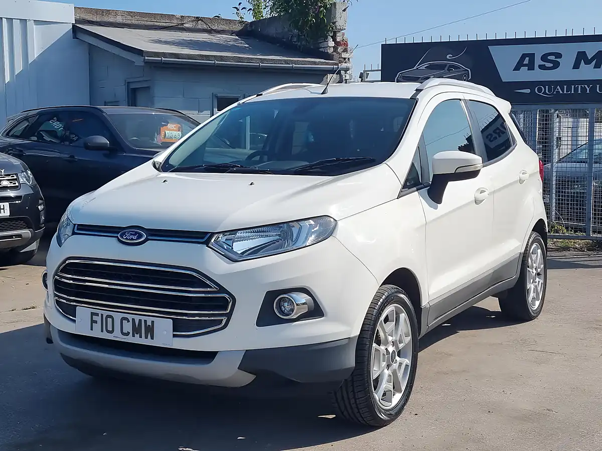 Used 2015 Ford Ecosport Titanium White - Interior and Exterior details 3
