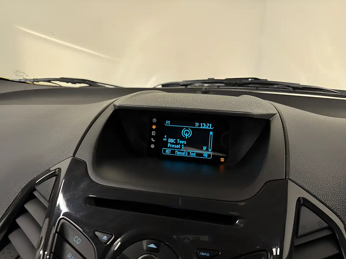 Used 2015 Ford Ecosport Titanium Yellow - Interior and Exterior details 16