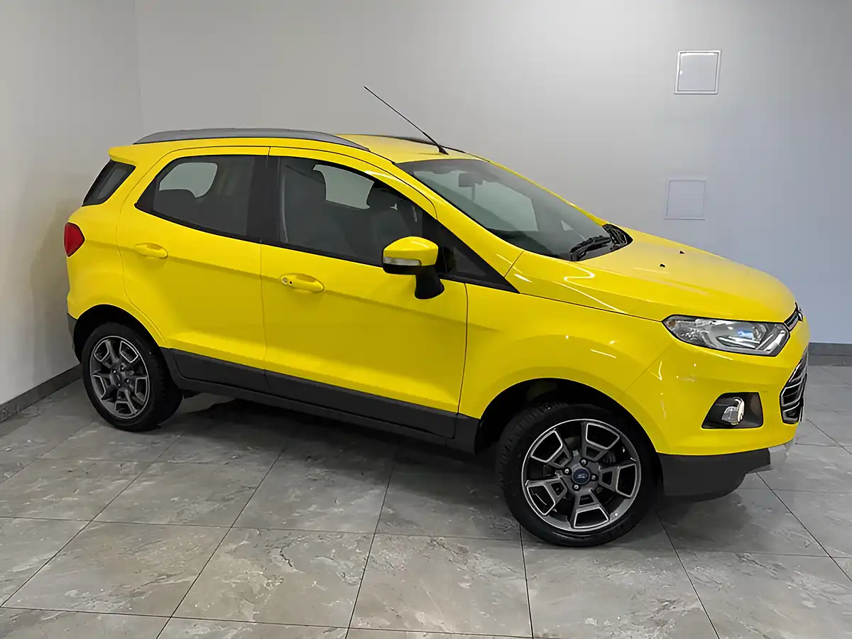 Used 2015 Ford Ecosport Titanium Yellow - Interior and Exterior details 2