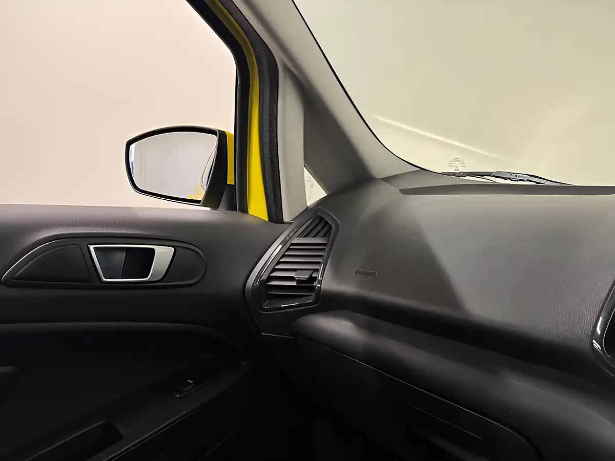 Used 2015 Ford Ecosport Titanium Yellow - Interior and Exterior details 20