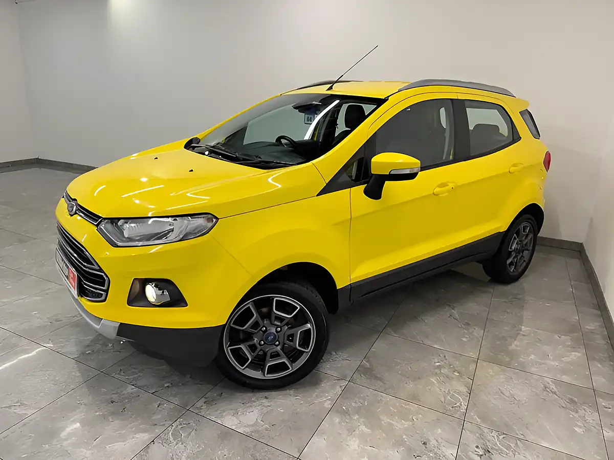 Used 2015 Ford Ecosport Titanium Yellow - Interior and Exterior details 4