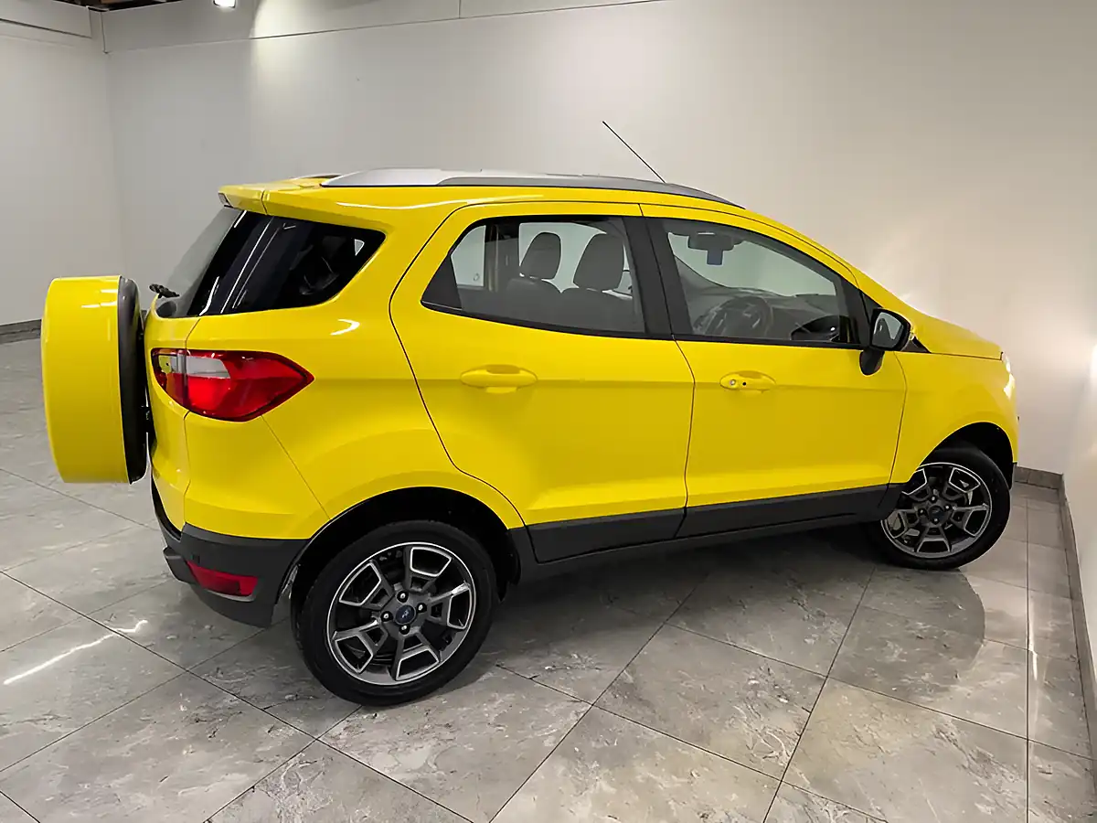 Used 2015 Ford Ecosport Titanium Yellow - Interior and Exterior details 8