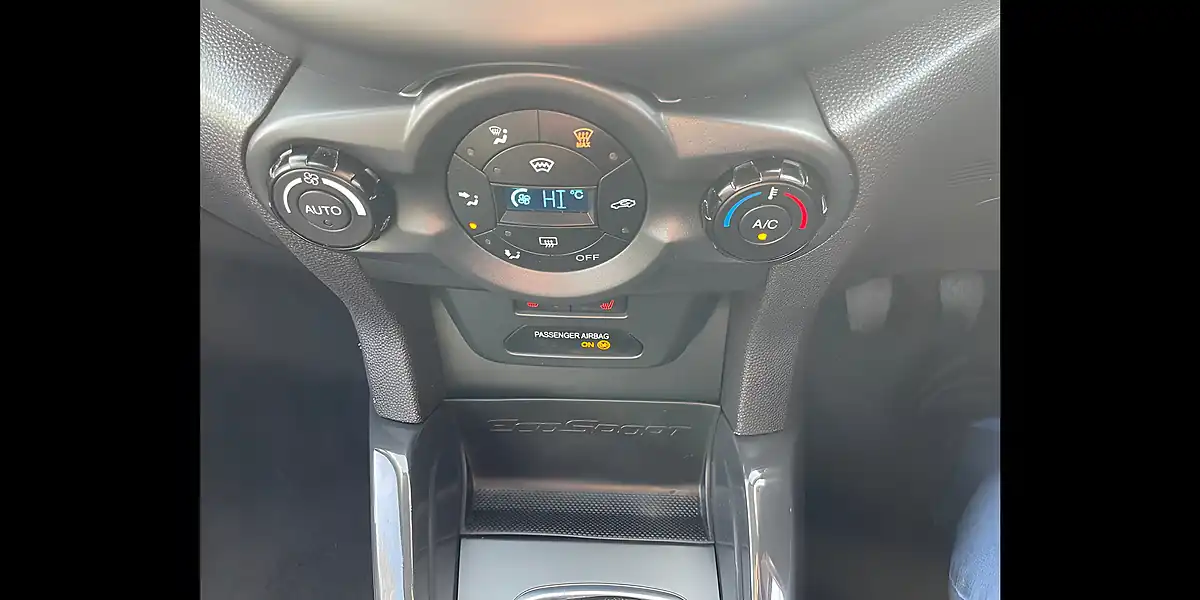 Used 2015 Ford Ecosport Zetec Black - Interior and Exterior details 15