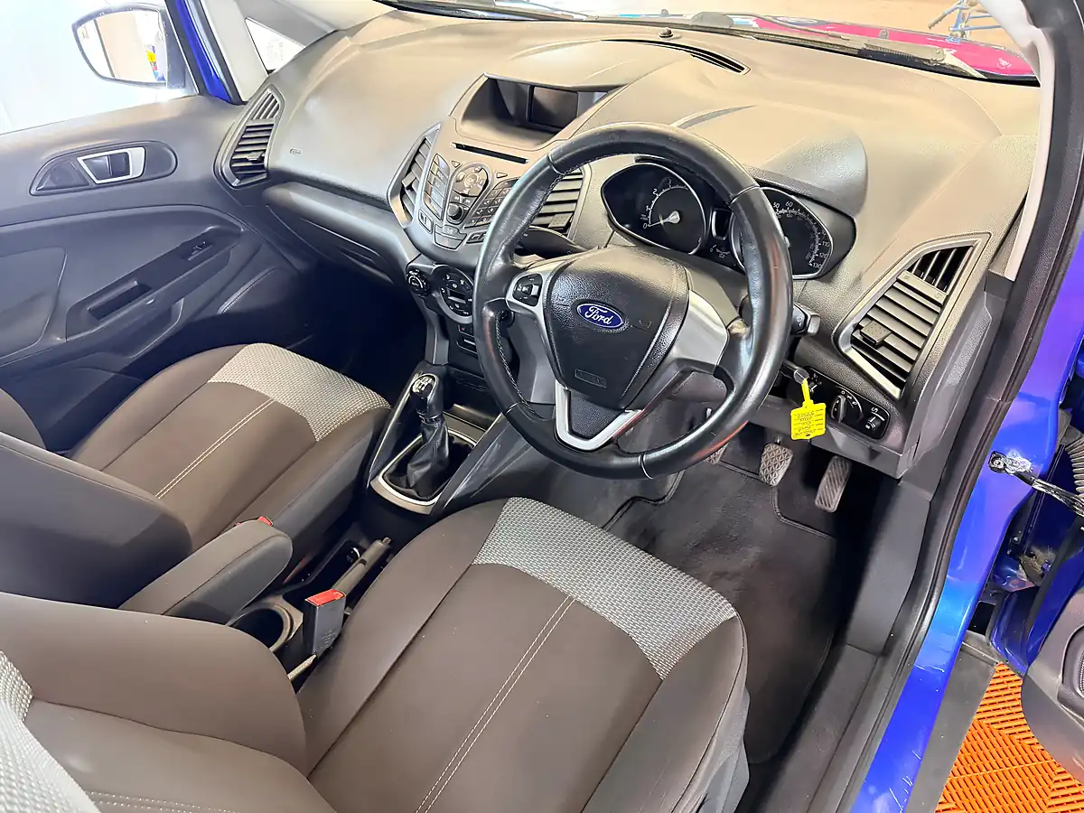 Used 2015 Ford Ecosport Zetec Blue - Interior and Exterior details 13
