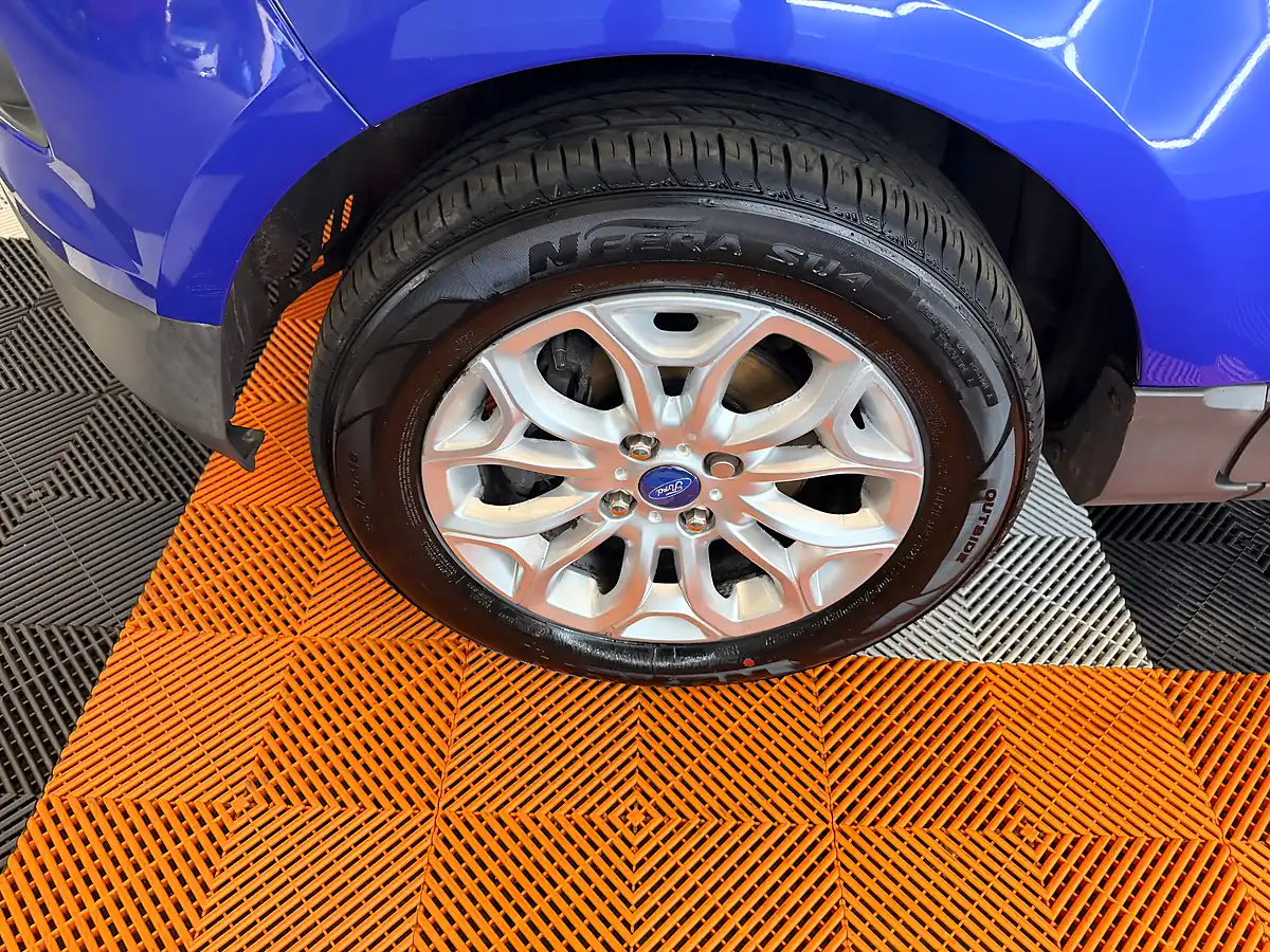 Used 2015 Ford Ecosport Zetec Blue - Interior and Exterior details 19