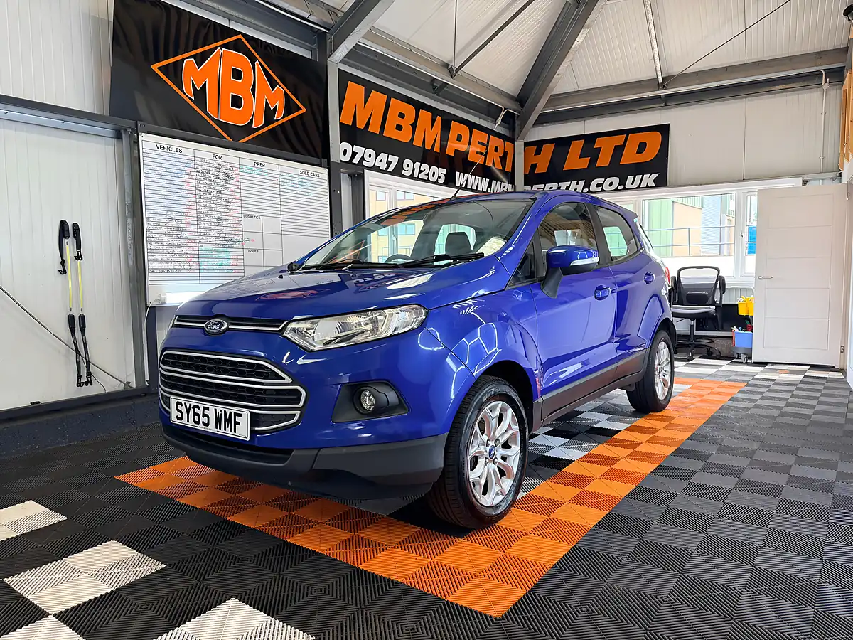 Used 2015 Ford Ecosport Zetec Blue - Interior and Exterior details 3