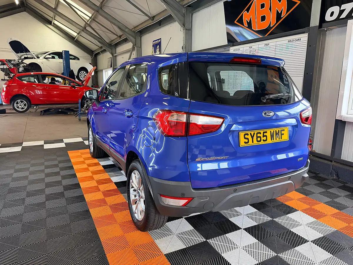 Used 2015 Ford Ecosport Zetec Blue - Interior and Exterior details 4