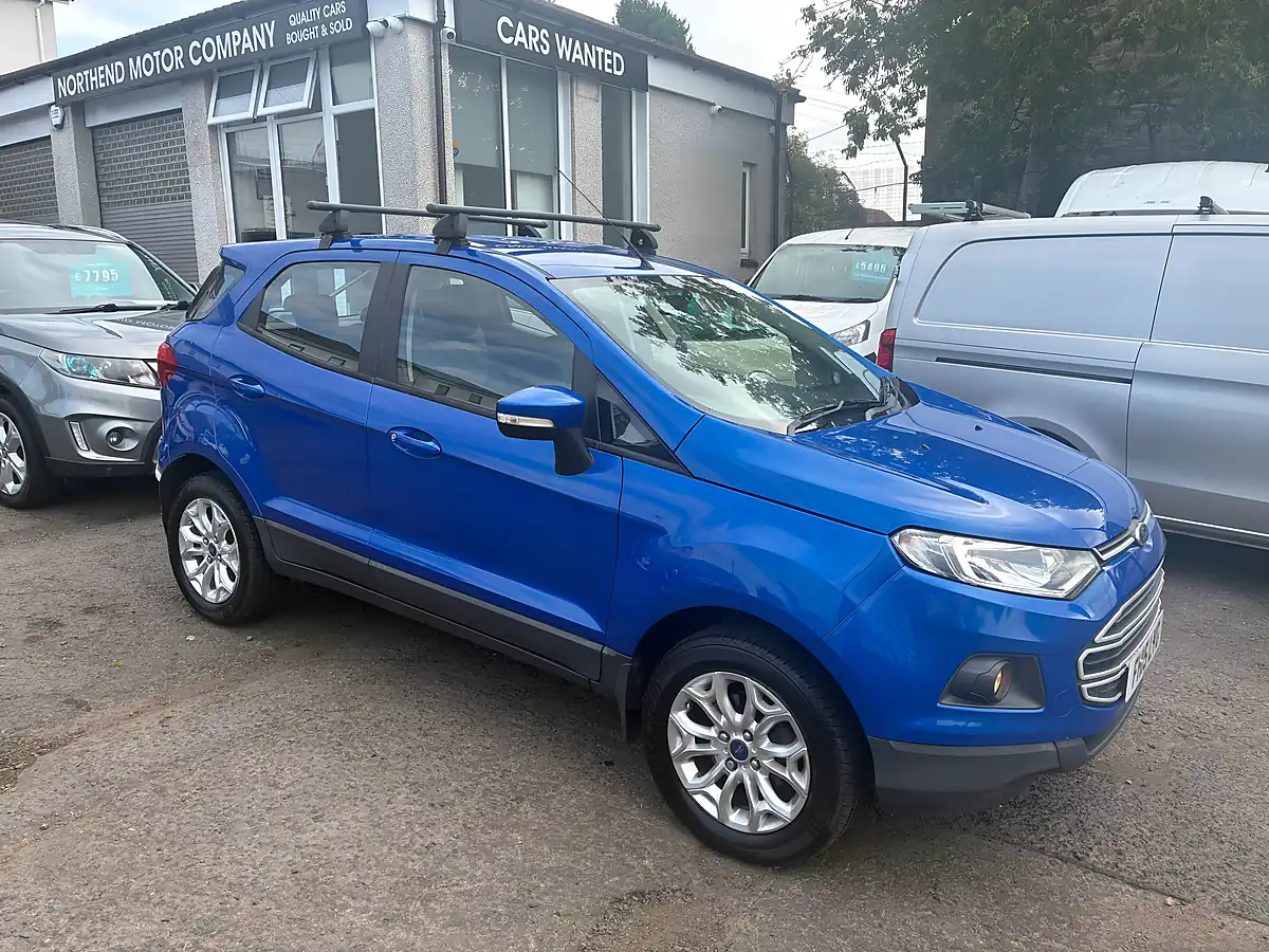 Used 2015 Ford Ecosport Zetec Blue - Front View