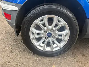 Used 2015 Ford Ecosport Zetec Blue - Interior and Exterior details 11