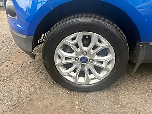 Used 2015 Ford Ecosport Zetec Blue - Interior and Exterior details 12