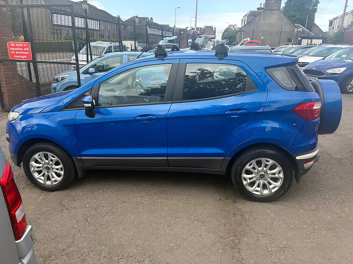 Used 2015 Ford Ecosport Zetec Blue - Interior and Exterior details 7