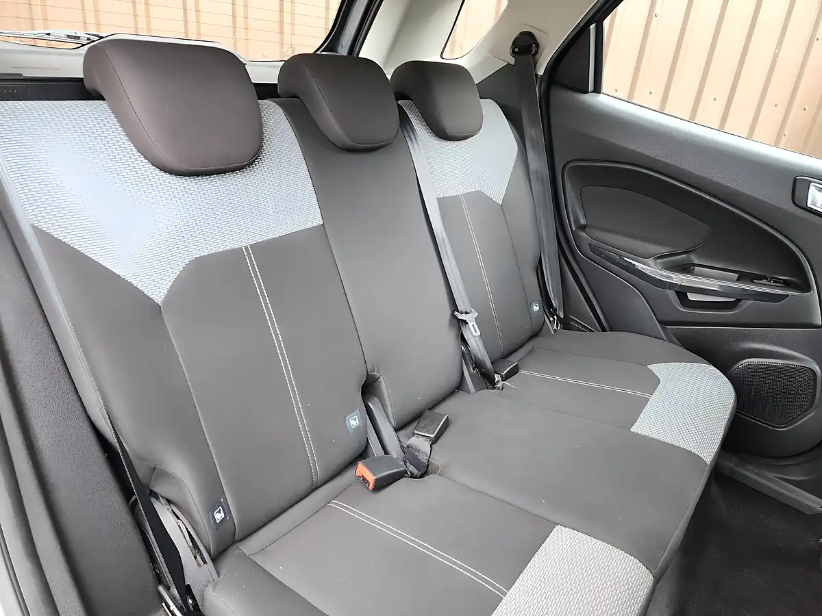 Used 2015 Ford Ecosport Zetec Grey - Interior and Exterior details 16