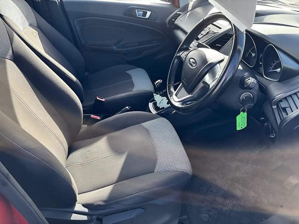Used 2015 Ford Ecosport Zetec Red - Interior and Exterior details 13