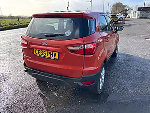 Used 2015 Ford Ecosport Zetec Red - Interior and Exterior details 4