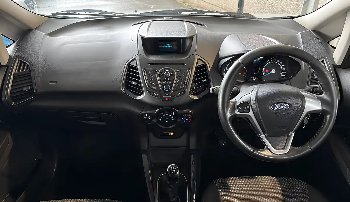 Used 2015 Ford Ecosport Zetec Silver - Interior and Exterior details 8