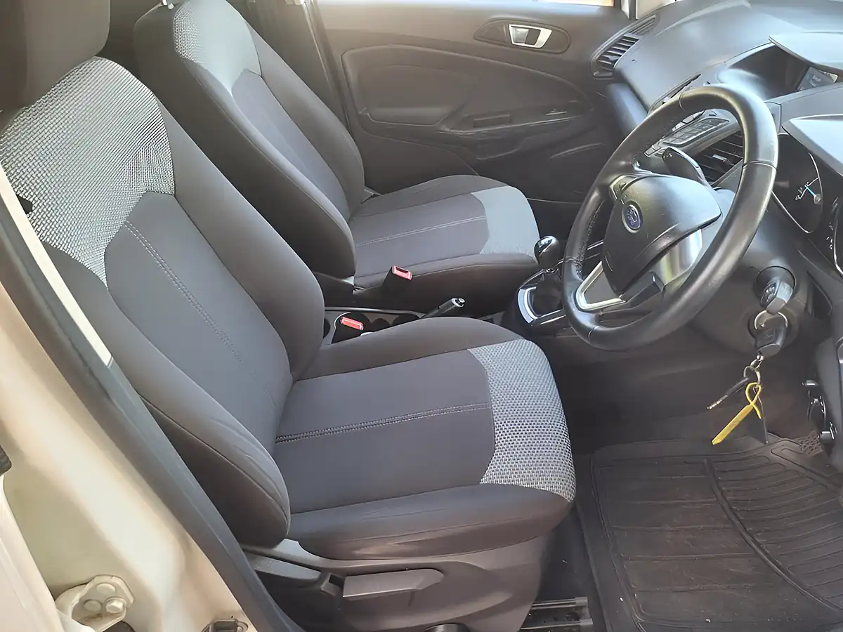 Used 2015 Ford Ecosport Zetec White - Interior and Exterior details 11