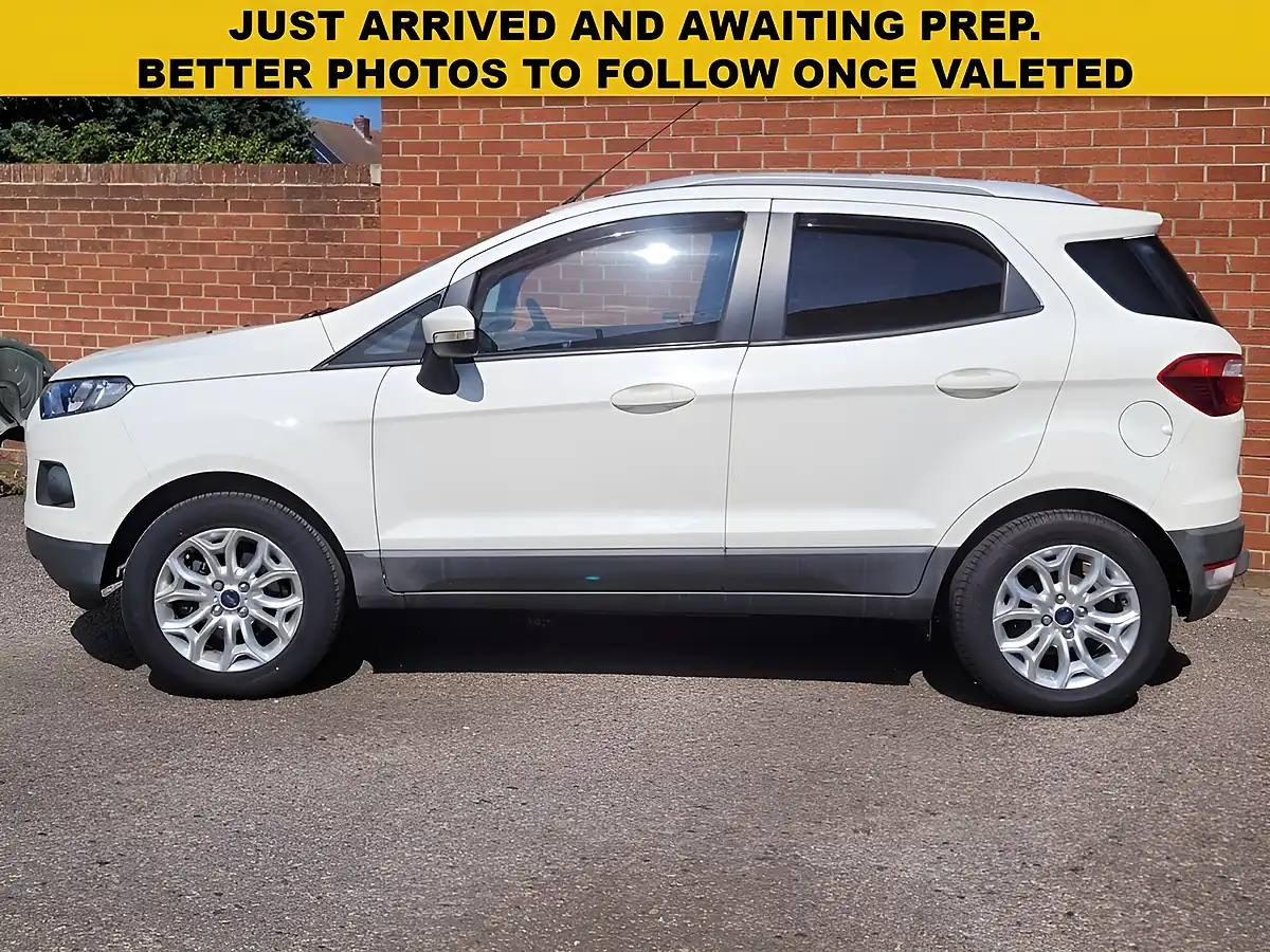 Used 2015 Ford Ecosport Zetec White - Interior and Exterior details 2