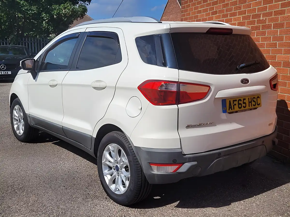 Used 2015 Ford Ecosport Zetec White - Interior and Exterior details 3
