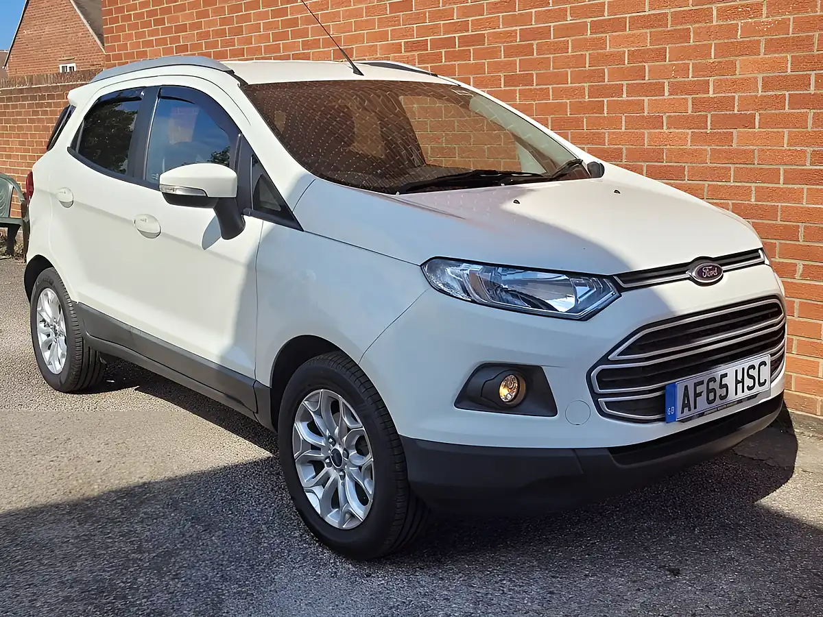 Used 2015 Ford Ecosport Zetec White - Interior and Exterior details 8