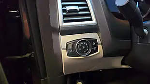 Used 2015 Ford Explorer Xlt Black - Interior and Exterior details 11