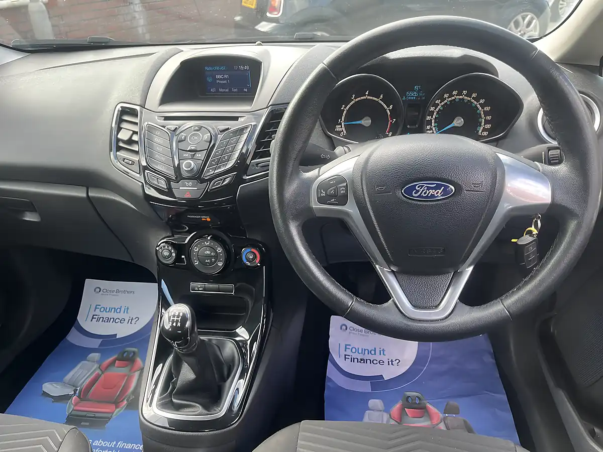 Used 2015 Ford Fiesta Blue - Interior and Exterior details 10