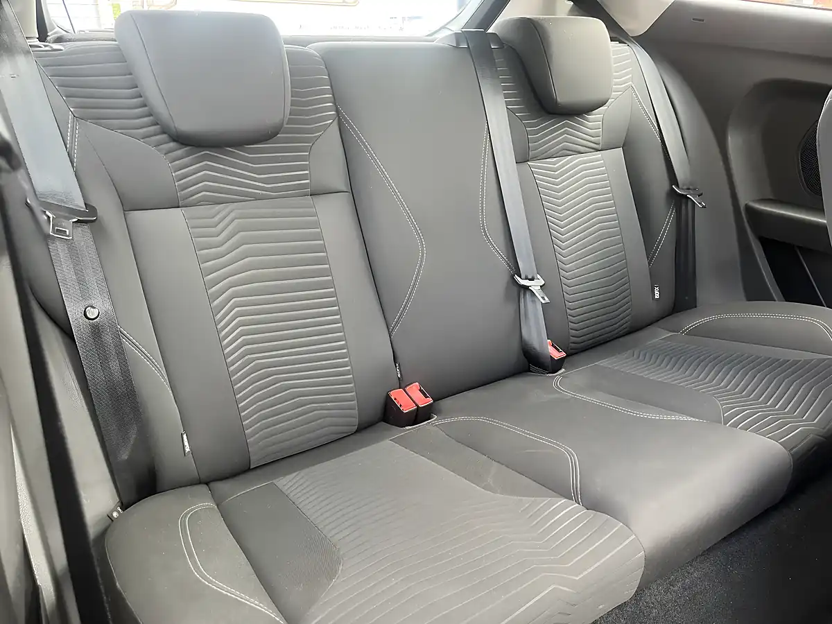 Used 2015 Ford Fiesta Blue - Interior and Exterior details 17