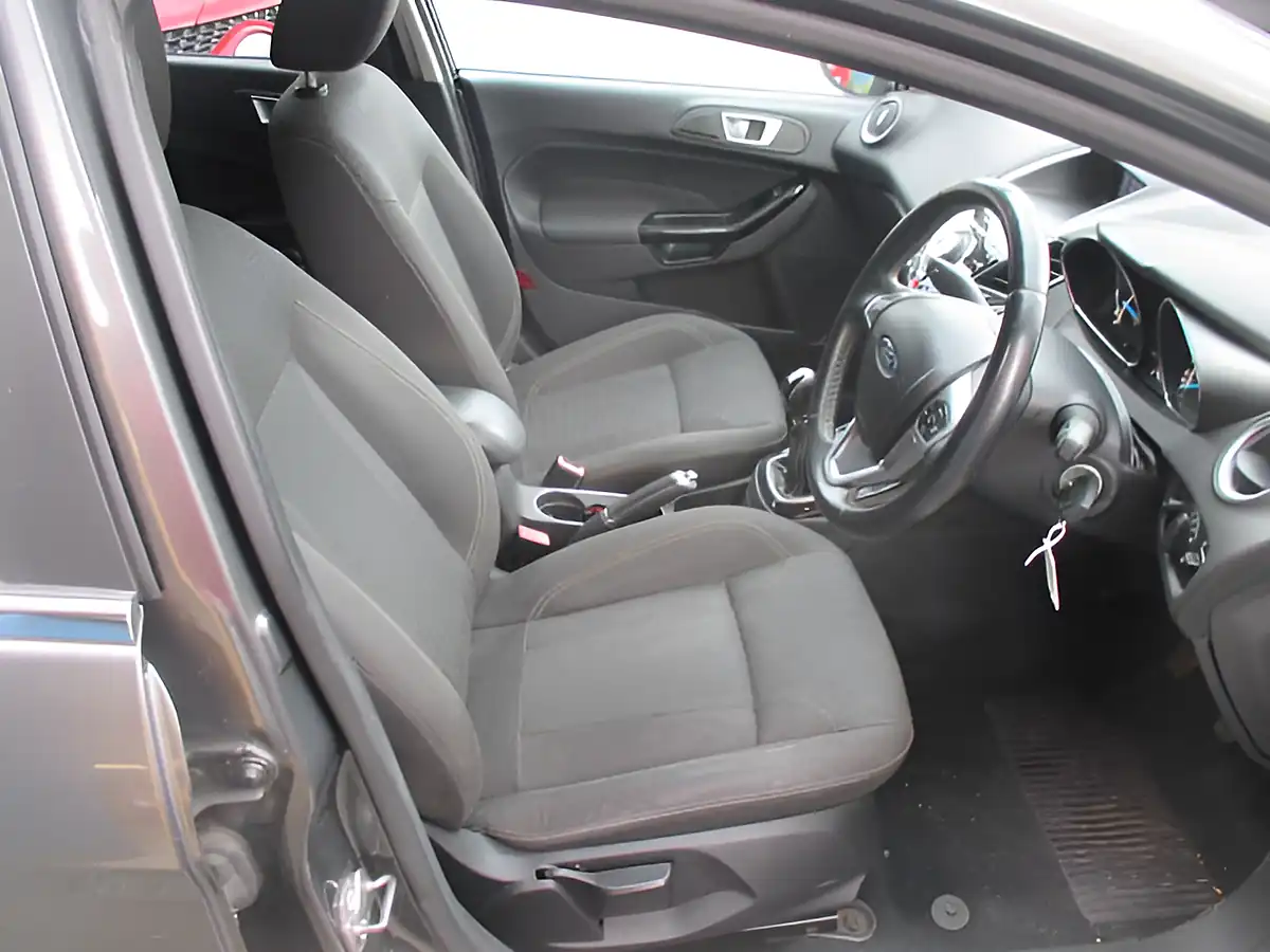 Used 2015 Ford Fiesta Grey - Interior and Exterior details 6