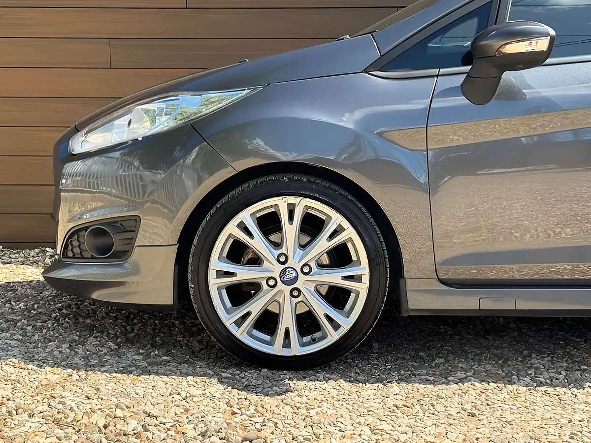 Used 2015 Ford Fiesta Sport Grey - Interior and Exterior details 10