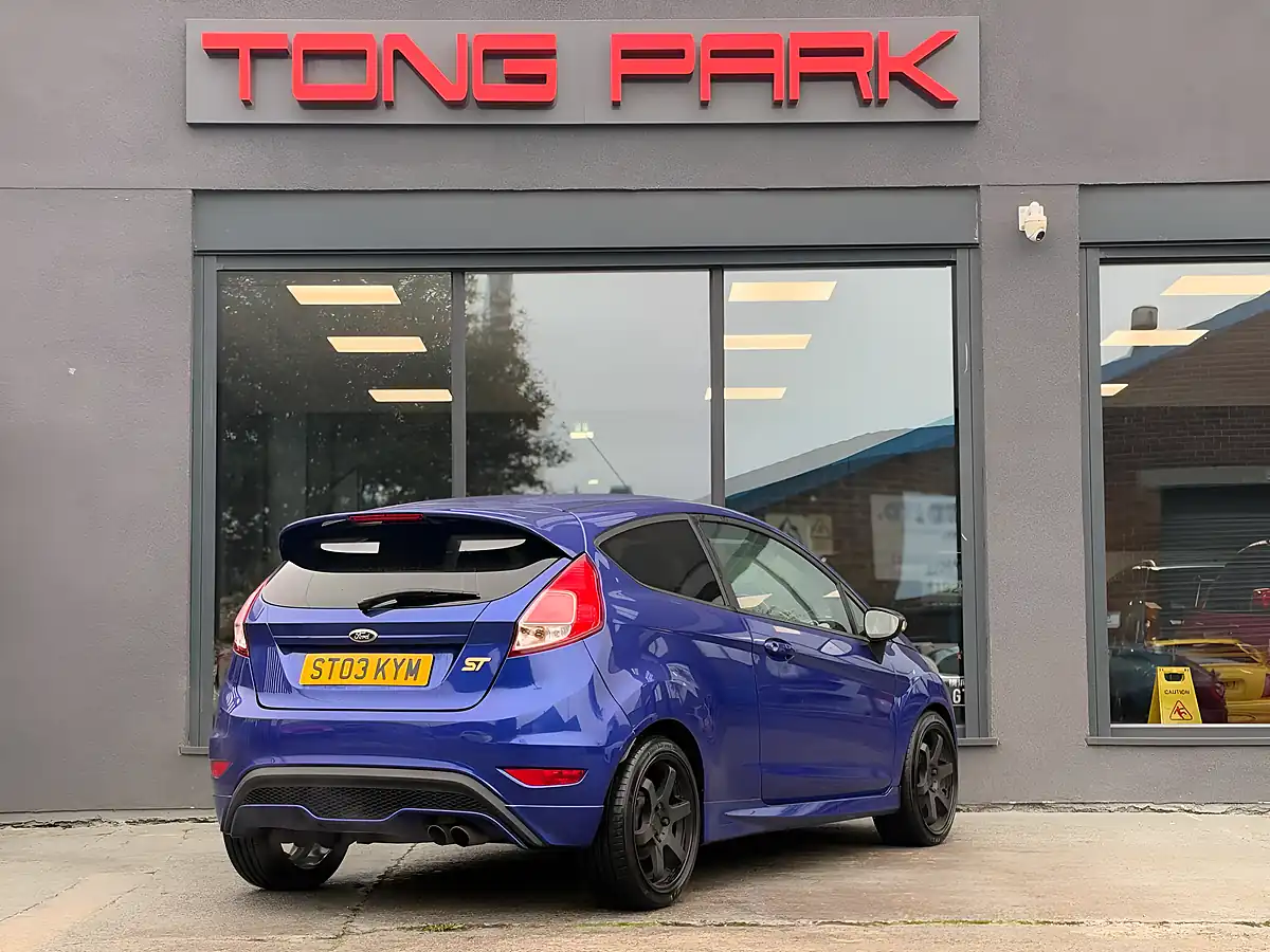 Used 2015 Ford Fiesta ST-2 Blue - Interior and Exterior details 6