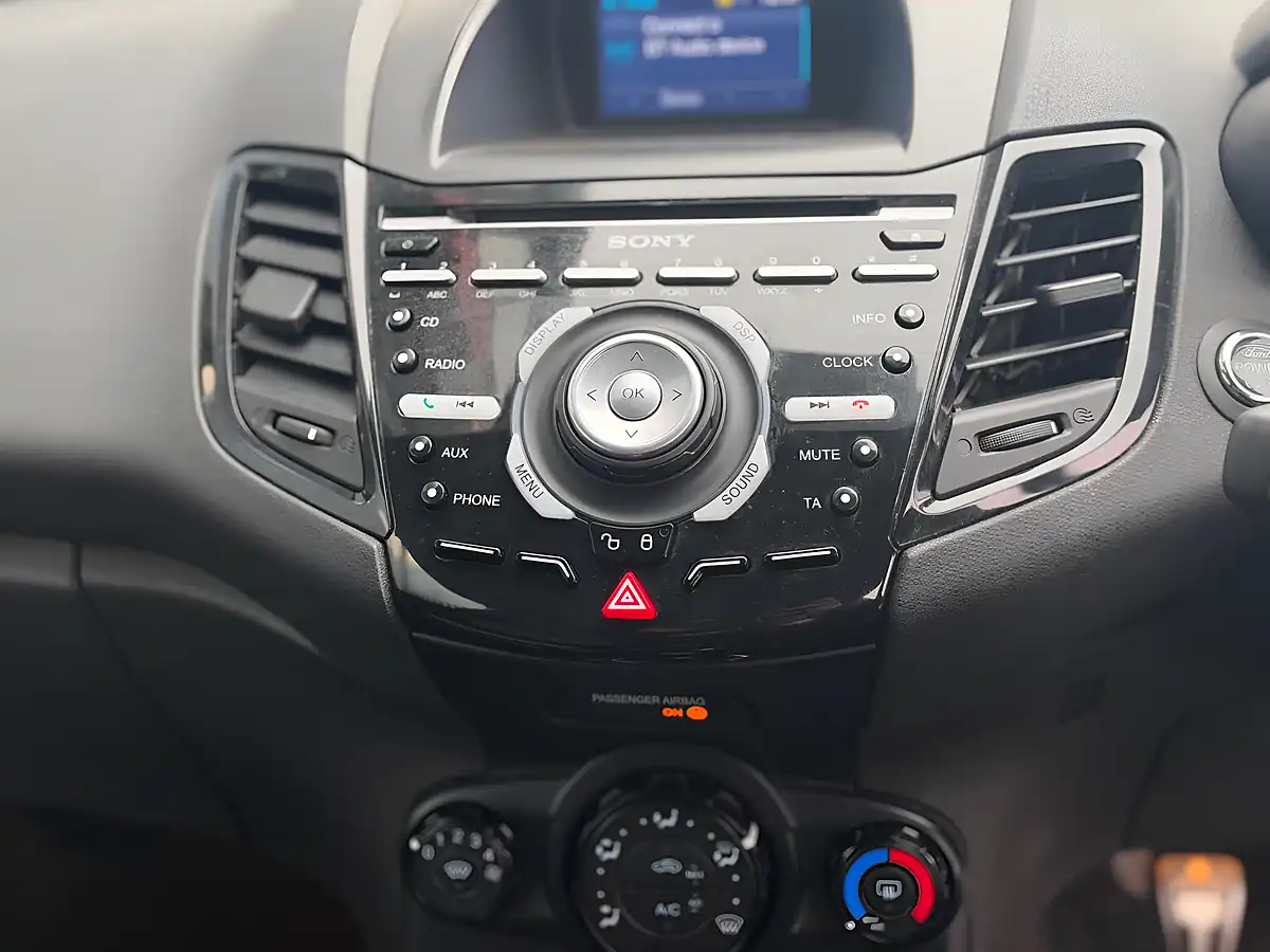 Used 2015 Ford Fiesta ST-2 Blue - Interior and Exterior details 9